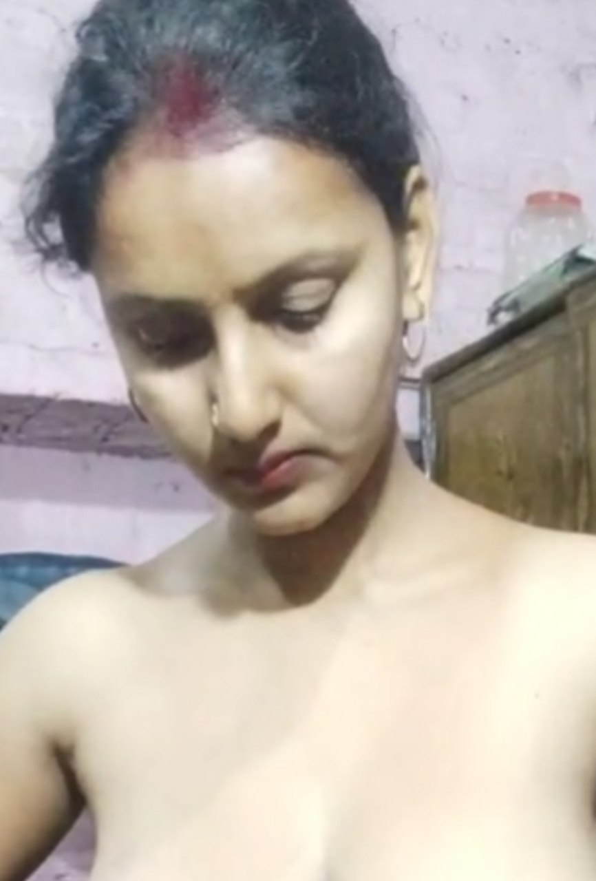 Clean Bhabhi